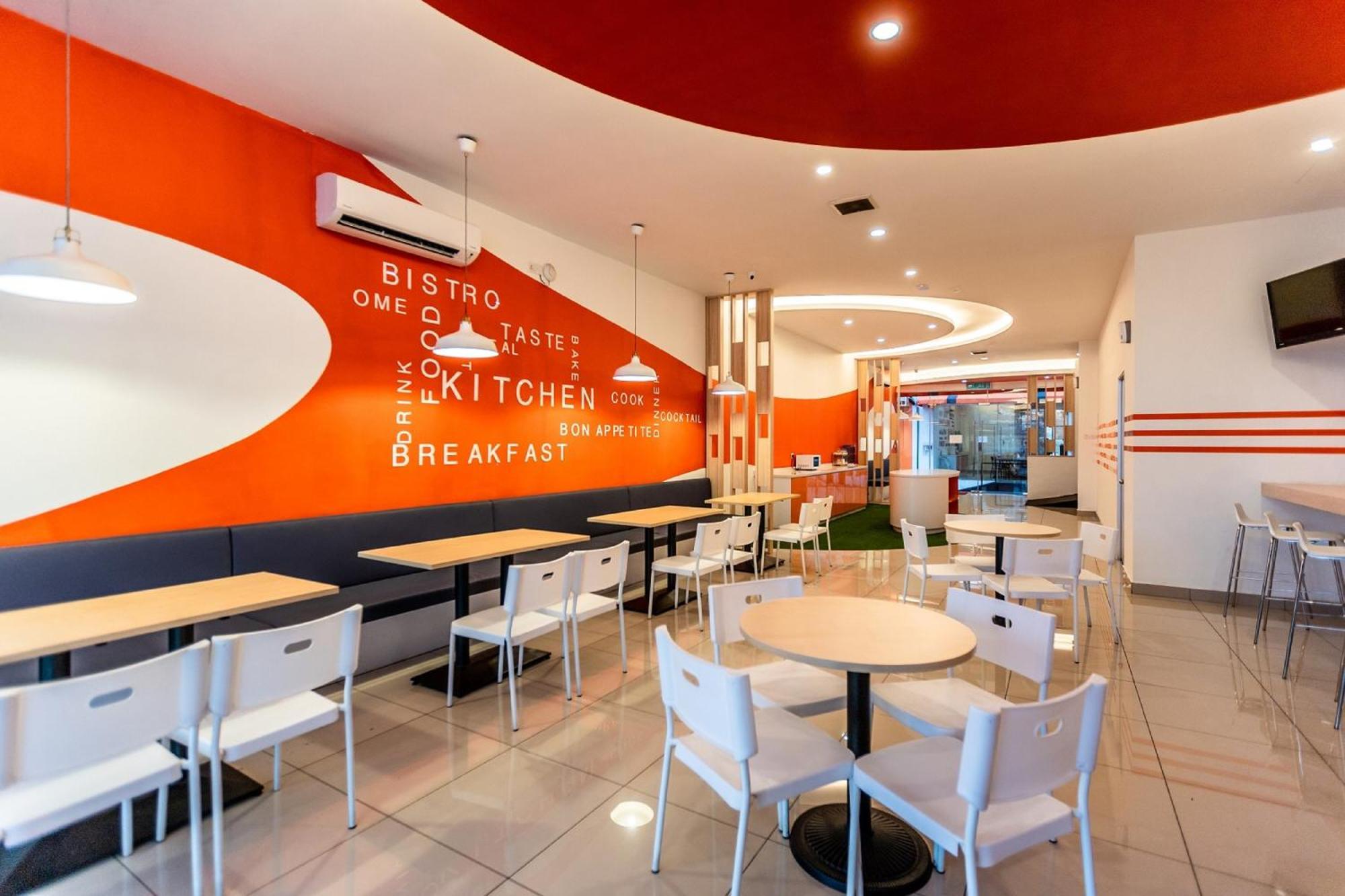 1 Orange Hotel Klia & Klia2 Sepang Exterior foto